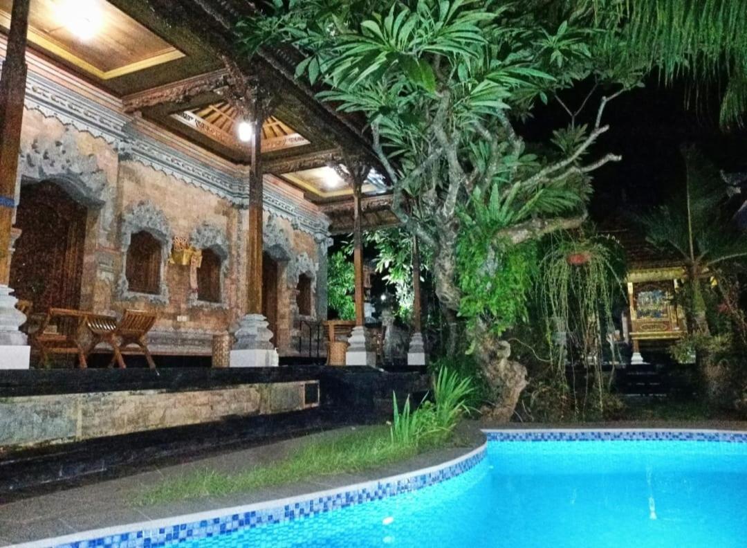 Green Palace Homestay Batununggul Esterno foto