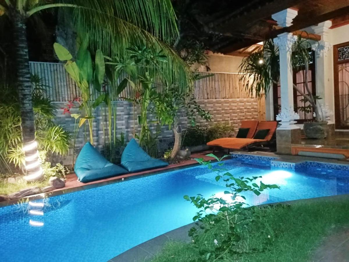 Green Palace Homestay Batununggul Esterno foto